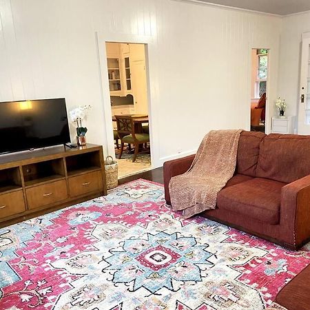 Your Hilo Homebase - Lovely 3 Bedroom In Heart Of Hilo With Ac! Exteriör bild
