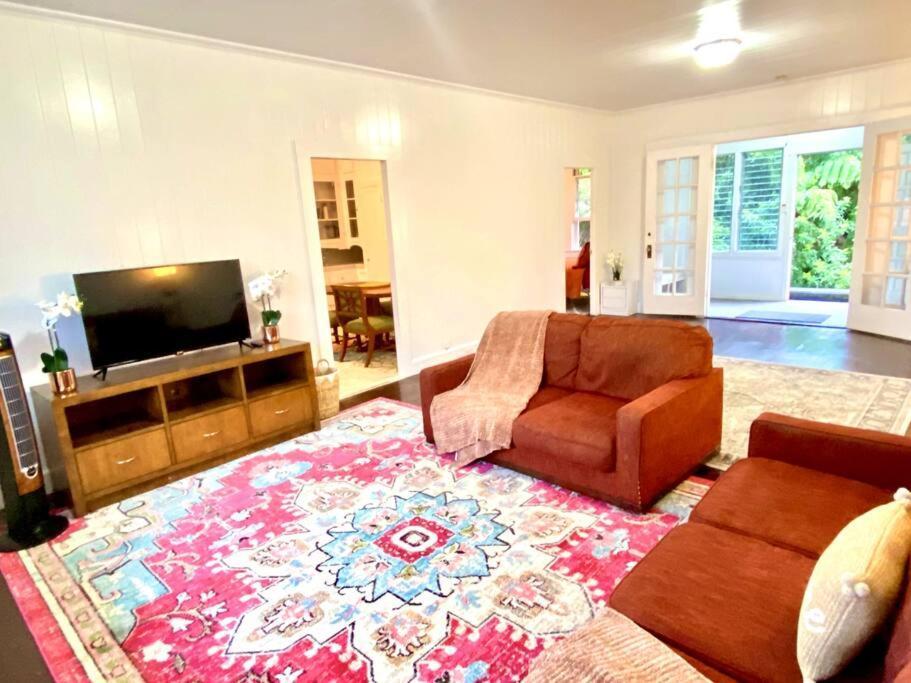 Your Hilo Homebase - Lovely 3 Bedroom In Heart Of Hilo With Ac! Exteriör bild