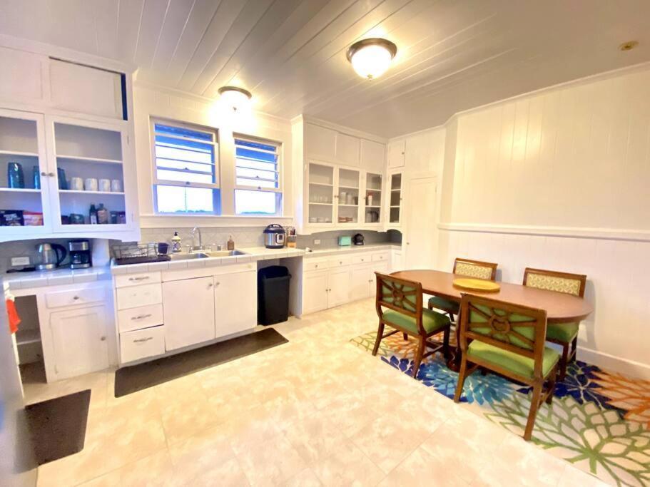 Your Hilo Homebase - Lovely 3 Bedroom In Heart Of Hilo With Ac! Exteriör bild