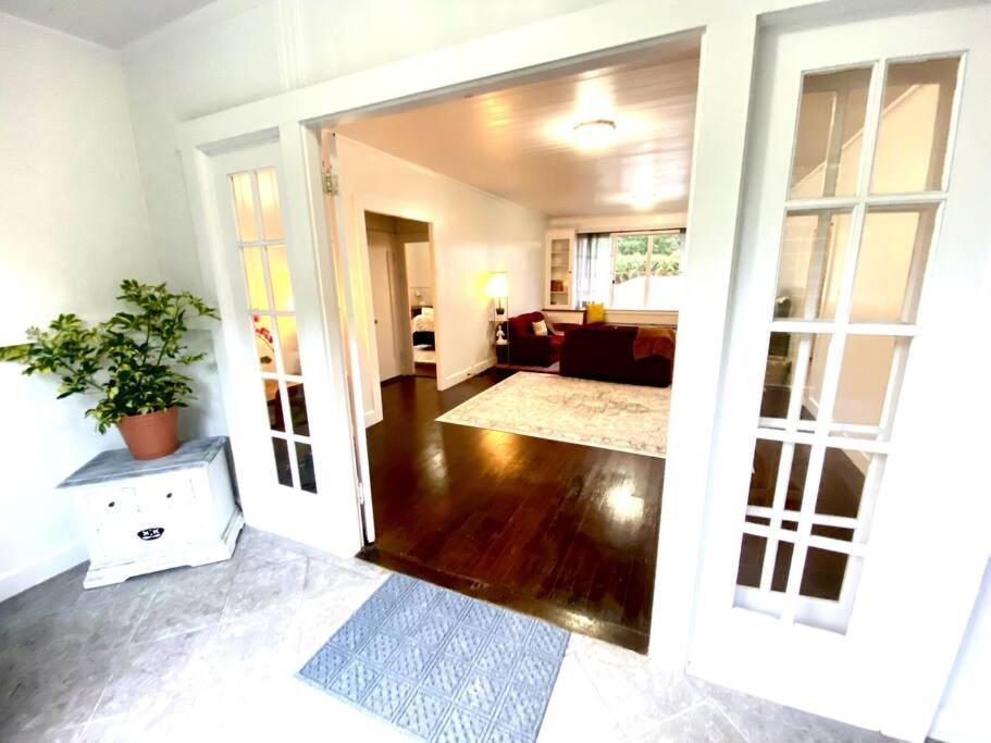 Your Hilo Homebase - Lovely 3 Bedroom In Heart Of Hilo With Ac! Exteriör bild