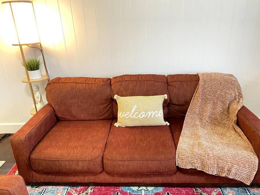 Your Hilo Homebase - Lovely 3 Bedroom In Heart Of Hilo With Ac! Exteriör bild