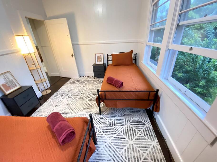 Your Hilo Homebase - Lovely 3 Bedroom In Heart Of Hilo With Ac! Exteriör bild
